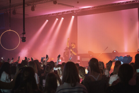 258 DSC05877